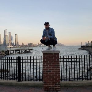 Meet your Posher, Rene